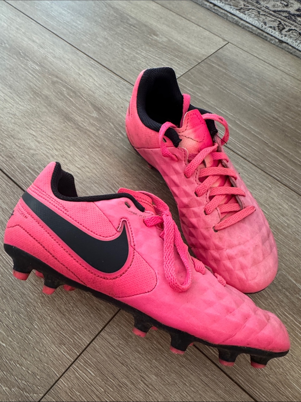Nike Kids Pink/Black Soccer Cleats
